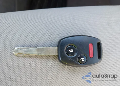 2011 Honda Insight from USA, damaged, VIN JHMZE2H3XBS005408